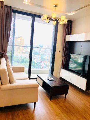 1BR Vinhomes Metropolis Ba Đình Apartment in Hanoi