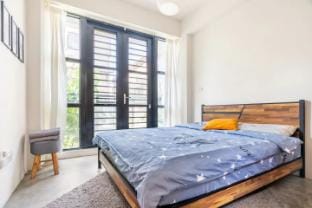 Double room in central townhouse Apartment in Kaohsiung
