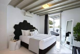 Dreamy Boho 5bed Villa with Pool and Ocean View Villa in Mykonos, Mikonos 846 00, Greece