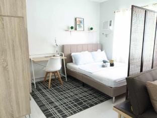 3 J's STAYCATION Apartment in Bacolod