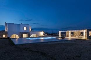 Villa Conza Mykonos Villa in Mykonos, Mikonos 846 00, Greece
