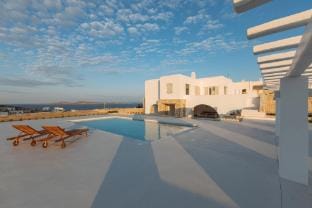 Villa Conza Mykonos Villa in Mykonos, Mikonos 846 00, Greece