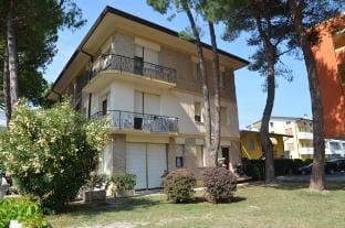 Lovely apartment with beautiful terrace by Beahost Rentals Apartment in Bibione
