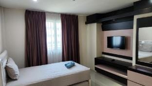 SleepRest @ Nagoya Mansion B1602 Apartment in Riau Islands, Indonesia