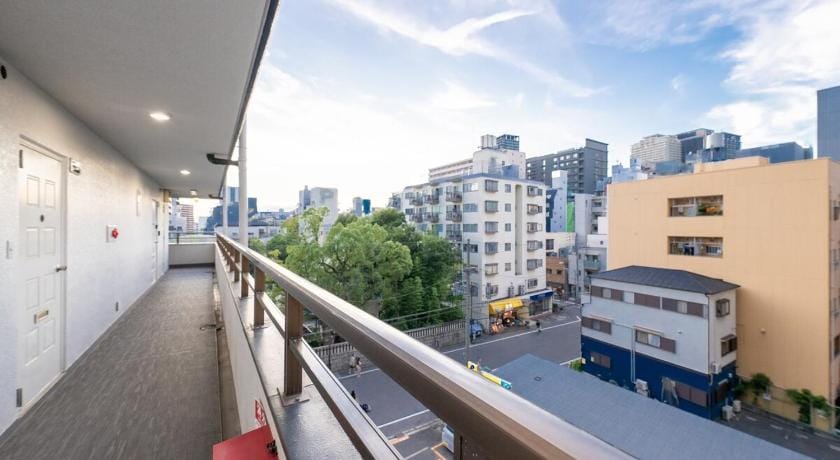 MBY| Namba 3BR suite close to Namba Self Check-In Bed and Breakfast in Osaka