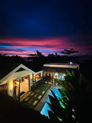 Bali-Inspired Villa with Private Pool – Sleeps 10 Villa in Calabarzon