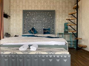 The Bluedoor-A Riverside Luxe Villa in Dehradun Villa in Uttarakhand