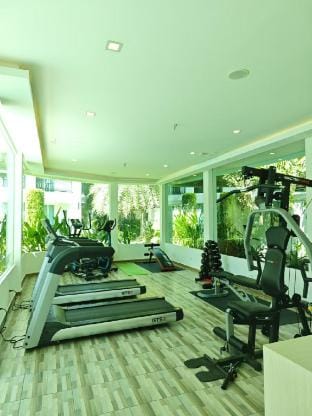 Olympus Pattaya City Center, Huán Residential Community Pool, Free Gym Available Apartment in Pattaya City