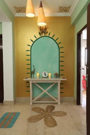Inaaya- Jacuzzi X Downtown Luxe w terrace & cook Apartment in Jaipur