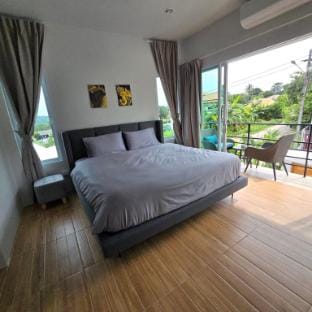 Trahad Villa Big Pool & Art: Luxury you can afford Vacation rental in Ko Samui