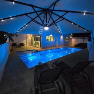 Trahad Villa Big Pool & Art: Luxury you can afford Vacation rental in Ko Samui