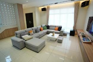Desaru 918 Homestay ·  Villa in Johor