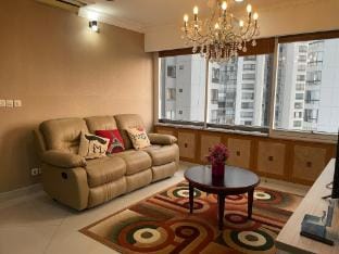 City View 2BR Mall Apartment (176sqm) Apartment in Jakarta