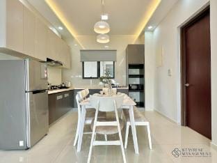Country Garden Danga Bay Sea View/3Bedroom/8Pax Vacation rental in Johor Bahru