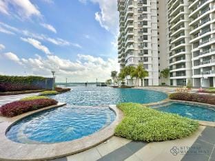 2D Style•Country Garden DangaBay•SeaView 3BR/8pax Vacation rental in Johor Bahru