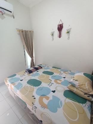 Ewoluhomestay Banguntapan  Vacation rental in Special Region of Yogyakarta