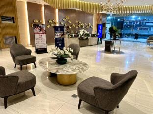 65inch SmartTV - Finest Luxury - SMDC Lush - 1Br Apartment in Makati