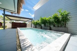 Balinese-style 2Br Pool Villa Aemy Villa in Rawai