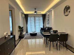 R&F Boutique 2Bedroom1Bathroom By Wan Li Homestay Apartment in Johor Bahru