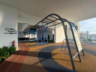 Urban Suites Georgetown Seaview Retreat Sky Garden Apartment in George Town