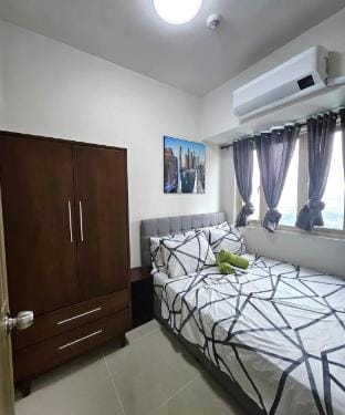 Coast Residences -1 Bedroom w/ Balcony  (PICC/WTC) Apartment in Pasay