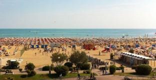Charming apartment in Bibione with pool Apartment in Bibione
