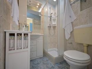 Modern penthouse close to the beach by Beahost Rentals Apartment in Bibione