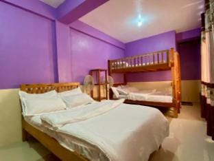 Zurri's Mansion . Four bedrooms unit Apartment in Baguio