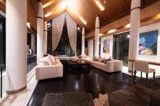 玛瑞娜豪华海滨6卧室别墅 早餐 接送机 厨师 保姆 Villa in Pa Klok