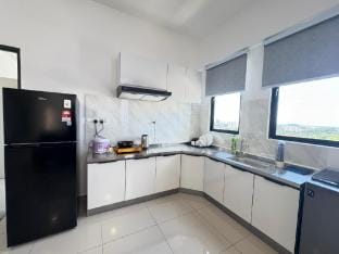 Stylish 3-Br Suite_5-6pax@ MarcResidences Apartment in Penang