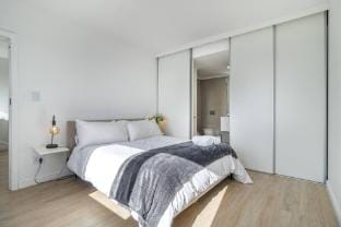 1 Bedroom Apartment, Seapoint, Cape Town Apartment in Sea Point