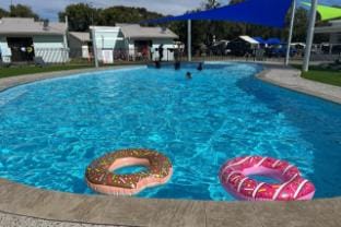 Victor Harbor Holiday Park Campground/ 
RV Resort in Encounter Bay