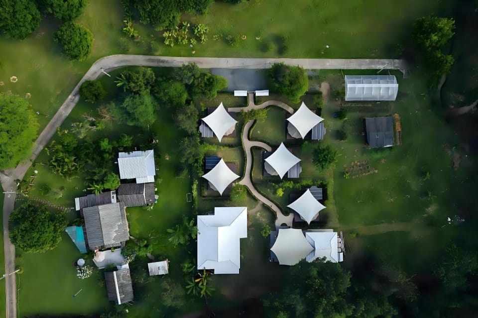 Mae On Craft & Camp Luxury tent in Thailand