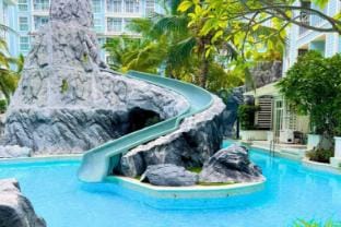 Grand Florida Pattaya Pool Access Apartment in Pattaya City
