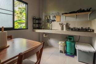 Casa Eden • Thong Sala Center • 2BR • 4K TV • AC Vacation rental in Ko Pha-ngan Sub-district