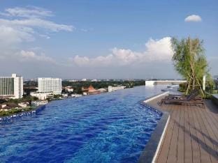 Astra Sky River Cozy 2 Bedrooms Plus Apartment in Chiang Mai