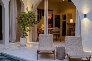 Villa Azizam - Free Gym, Sauna & Recovery Villa in North Kuta