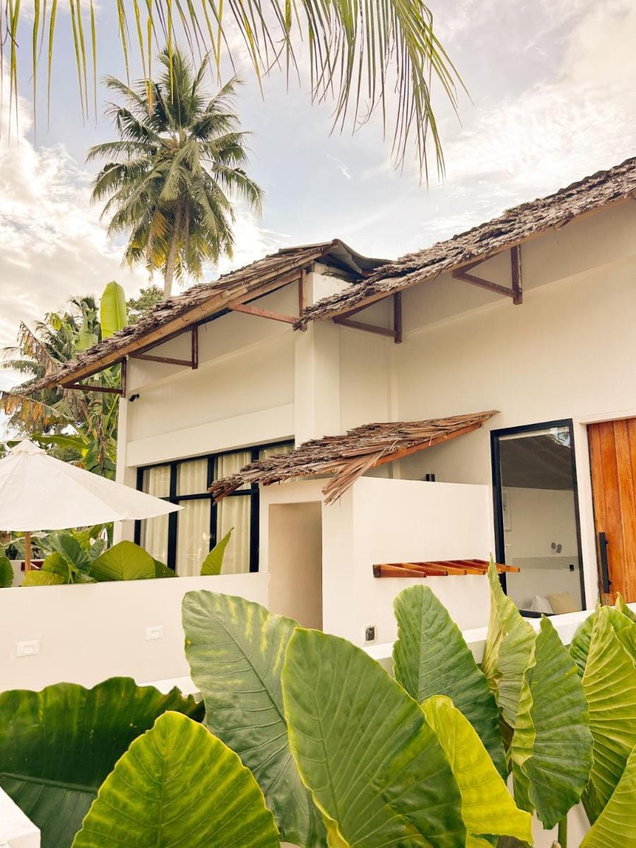 OLITAS HOUSE NIAS  Vacation rental in Indonesia