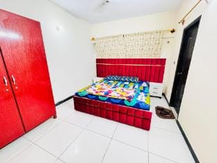 Cozy & Modern 2 Bed Appt with secured parking Apartment in Karachi