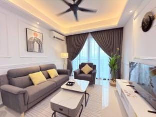 Amaze Seaview 3BR unit at R&F Seine Region by ANJU Apartment in Johor Bahru