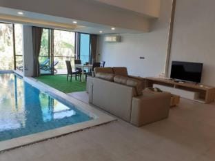 2 Bedroom Modern House with Indoor Pool Villa in Ko Samui