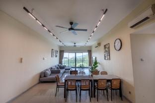 Seaview Tatami Style 13pax Imago shopping mall Apartment in Kota Kinabalu