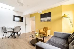 Stylish City Centre Apartment Apartment in Liverpool