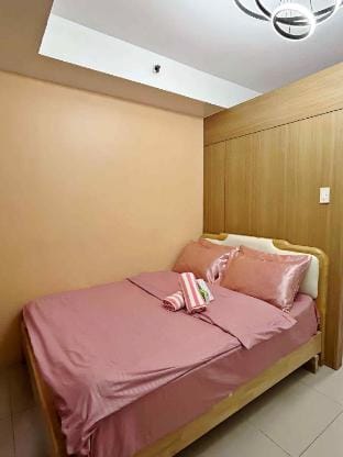 Shell Residences Staycation  Near MOA Apartment in Pasay