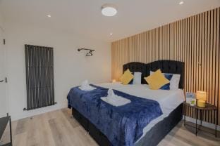 Cosy Flat Sleeps 5| Links to Central London Apartment in Enfield