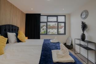 Cosy Flat Sleeps 5| Links to Central London Apartment in Enfield