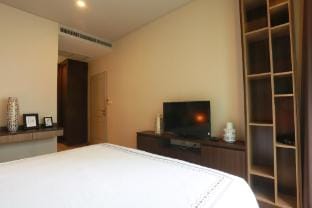 Comfy 2BR-5 Mins Walks To BTS Phrom Phong Apartment in Bangkok