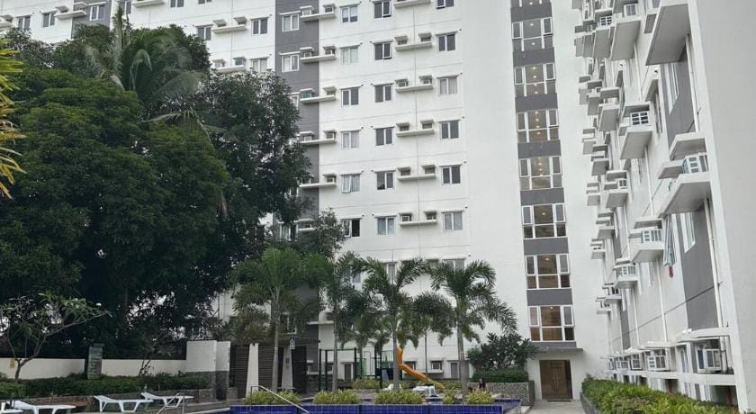HJCRentals @ Symfoni Nichols Bossa Tower 2 Apartment in Cebu City