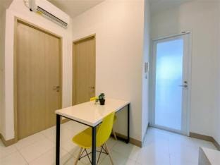 Modern Living 2BR Tokyo Riverside PIK2 By Travelio Apartment in West Java