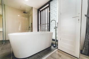 Mosaic Playhouse 3BR w Bathtub&Pooltable Midvalley Apartment in Johor Bahru